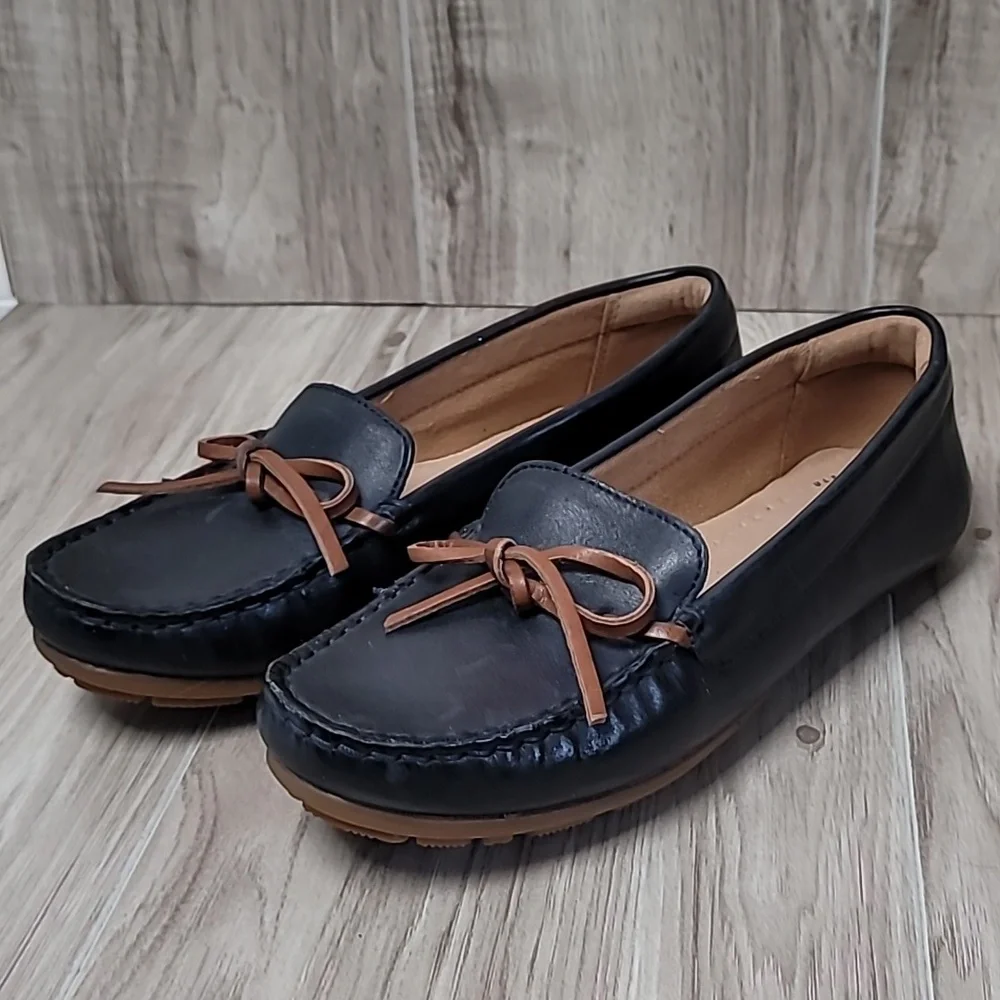 Clarks Collection Ultimate Comfort Women’s Black Leather Boat Shoes - Picture 2 of 10